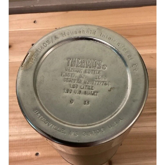 THERMOS Vacuum Bottle Model #2690 1.99 US Quart Made in the USA Grey Top Handle - Picture 3 of 3